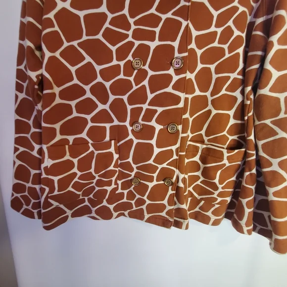Isaac Mizrahi Size L Giraffe print double gold button 100% Cotton jacket - Picture 5 of 10